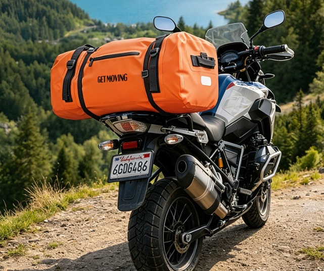 70L / 90L Waterproof Motorcycle Travel Bag — construction and carrying detail